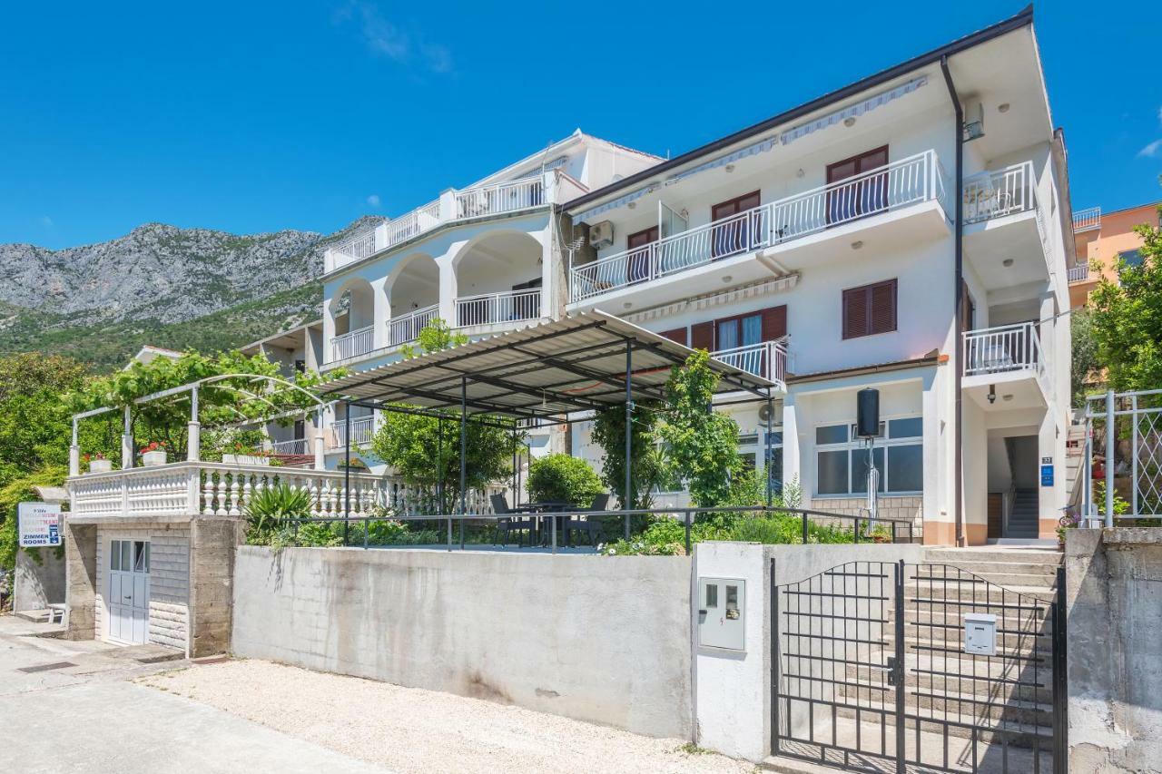 Apartmani Zara & Maris Gradac  Buitenkant foto