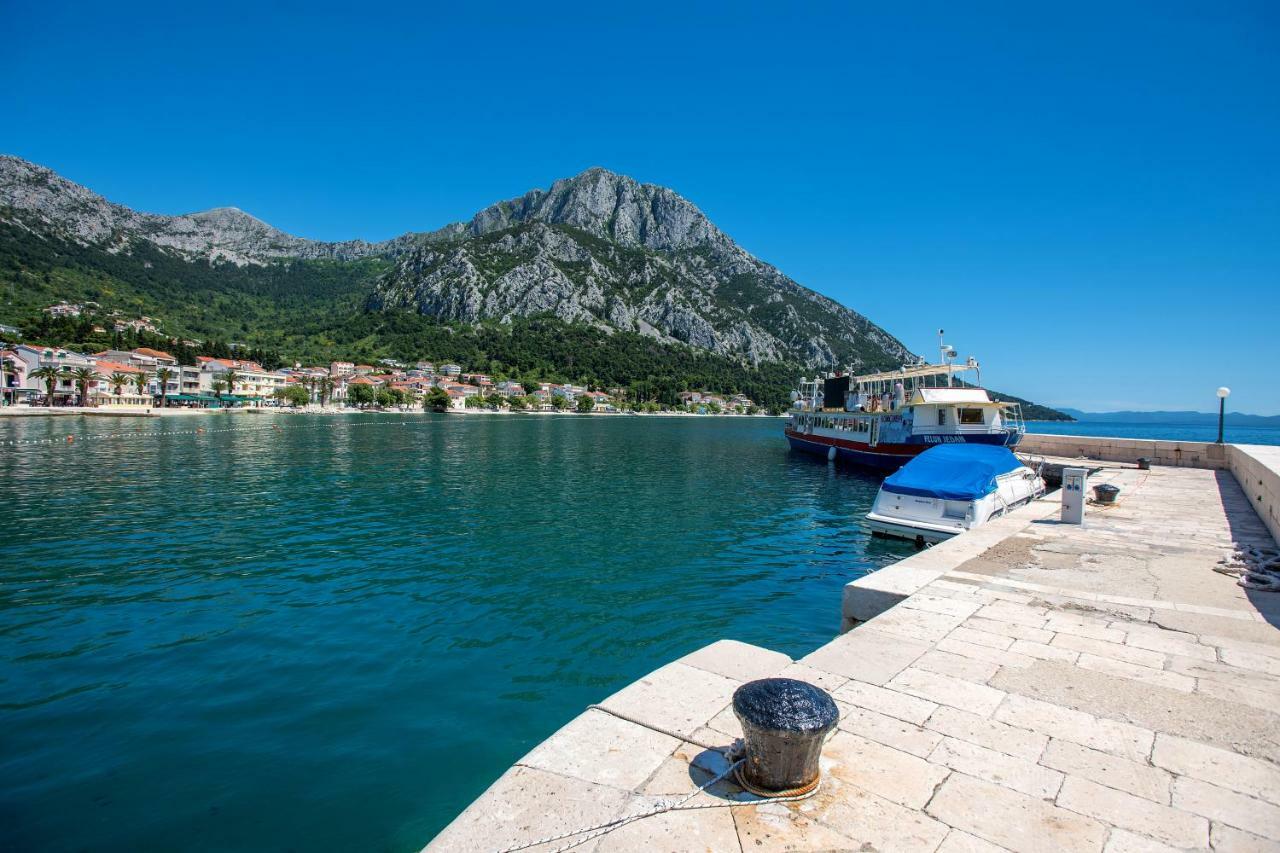 Apartmani Zara & Maris Gradac  Buitenkant foto