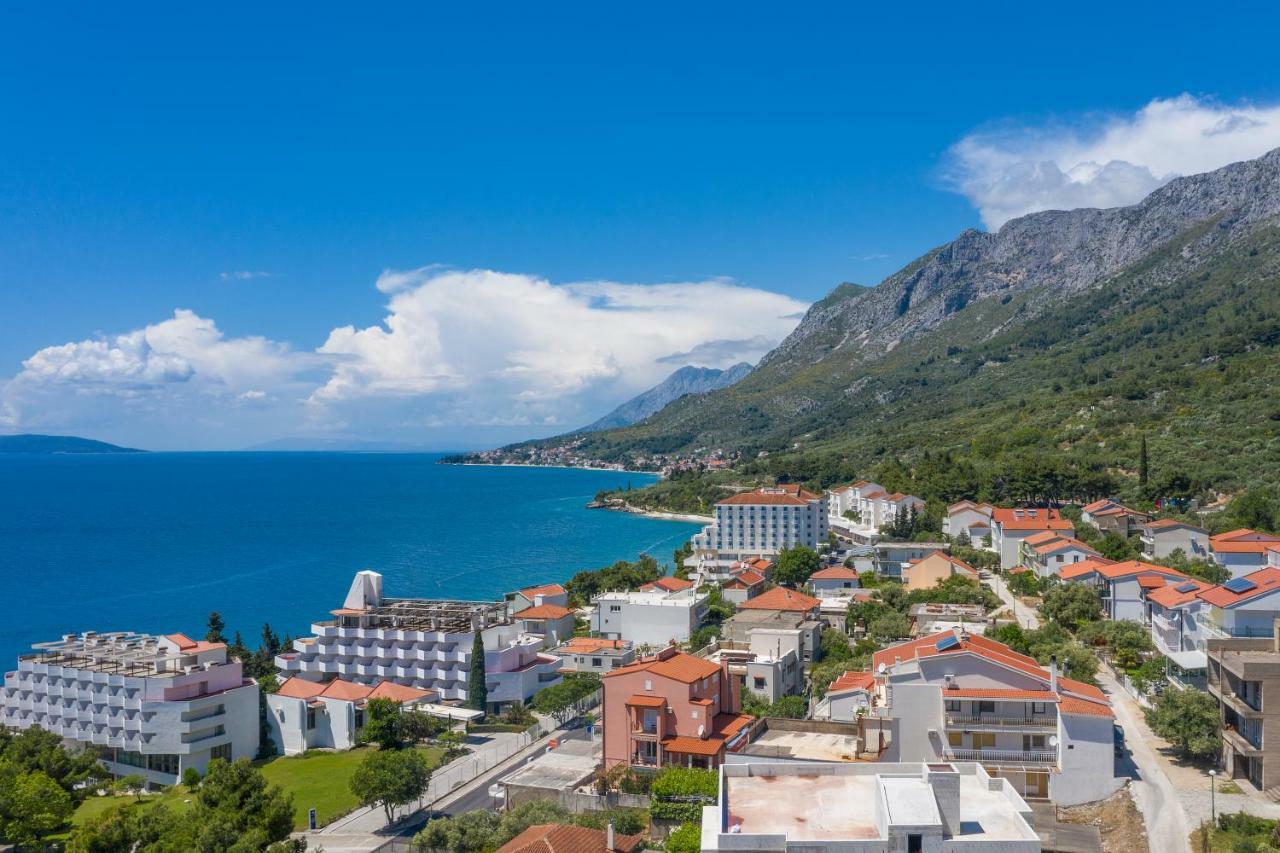 Apartmani Zara & Maris Gradac  Buitenkant foto